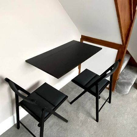 Spacious 2 Bed Apt Sleeps 4 Near Bournemouth Beach Bagian luar foto